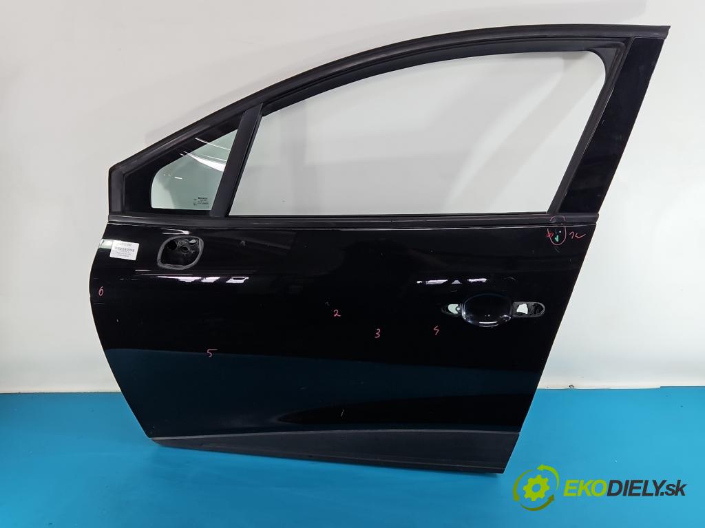 Renault Clio IV 2012-2020 1.5 dci 90 HP manual 66 kW 1461 cm3 5- dvere predné ľavé  (Kľučka dverí ostatné)