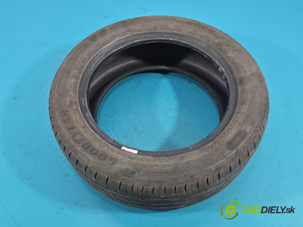 Mercedes B W245 2005-2011 2.0 16v 116 hp manual 85 kW 2034 cm3 5- pneumatiky: letní 4 komplet