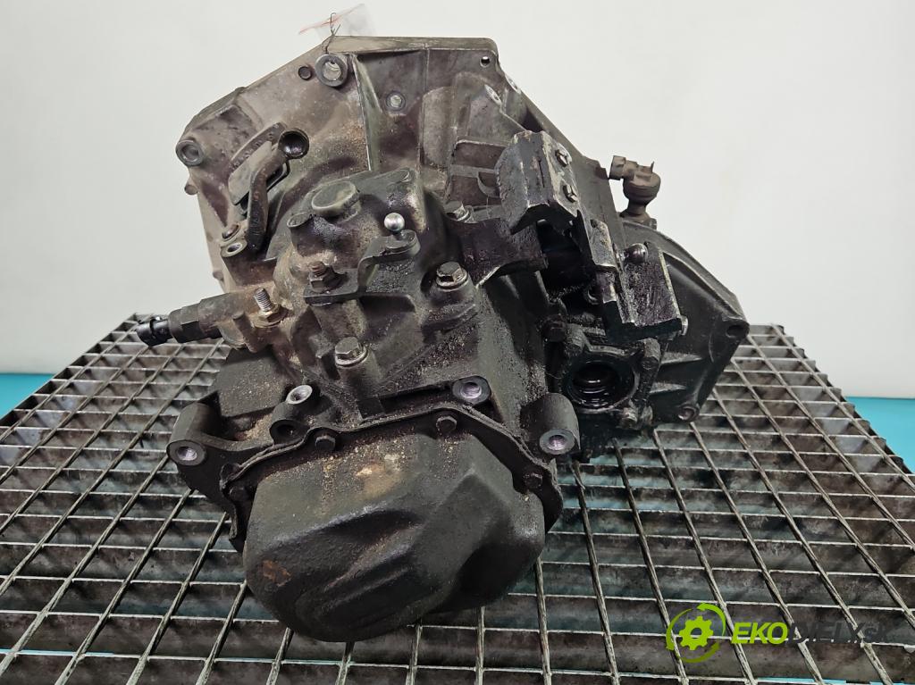 Fiat Linea 1.4 8v 77 hp manual 57 kW 1368 cm3 4- převodovka stupňová manual