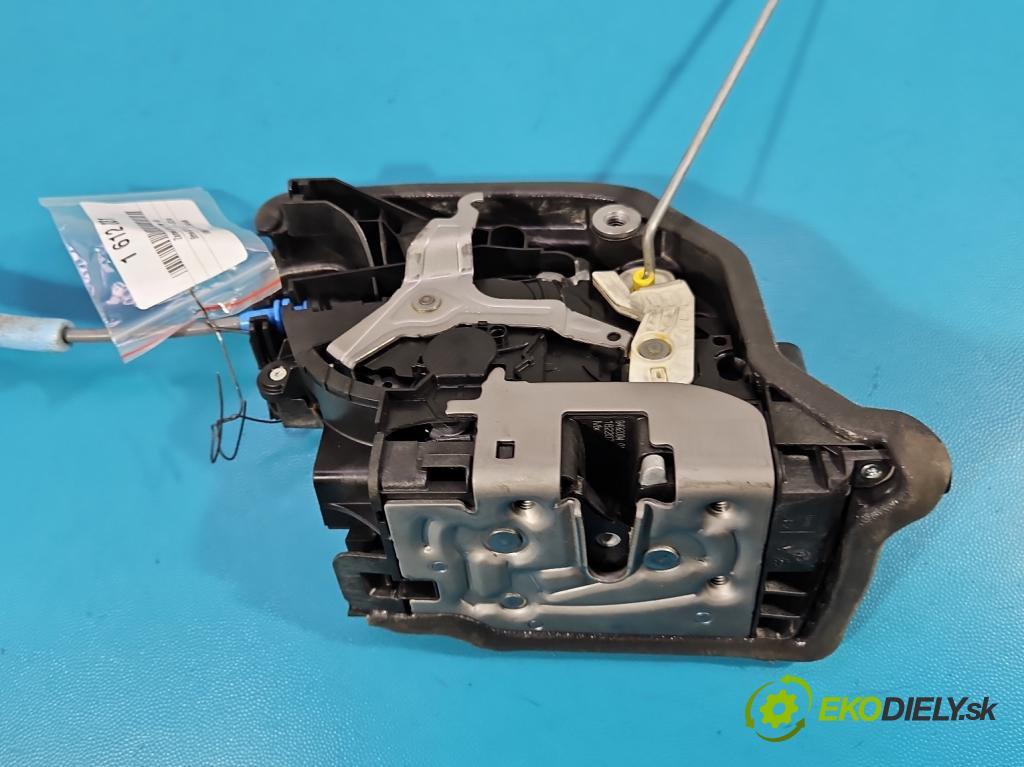 Bmw X3 G01 2017-2024 2.0d 190 hp automatic 140 kW 1995 cm3 5- zámek přední pravý 9492094