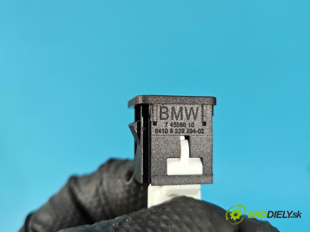 Bmw X3 G01 2017-2024 2.0d 190 hp automatic 140 kW 1995 cm3 5- zásuvka USB 745580
