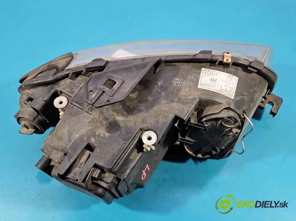 Audi A3 8P 2003-2012 2.0 TDi 140 HP manual 103 kW 1968 cm3 5- Reflektor: ľavý  (Kľučka dverí ostatné)