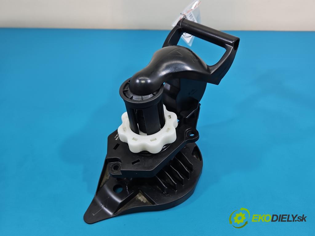 Renault Clio IV 2012-2020 1.5 dci 90 HP manual 66 kW 1461 cm3 5- mechanizmus kolesa ozubeného 8200922466