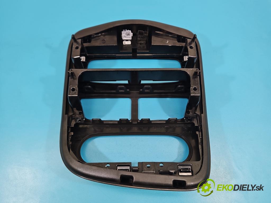 Renault Clio IV 2012-2020 1.5 dci 90 hp manual 66 kW 1461 cm3 5- rameček rádia 682607777R