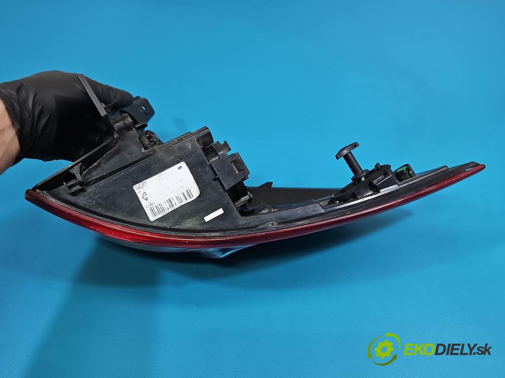 Renault Clio IV 2012-2020 1.5 dci 90 HP manual 66 kW 1461 cm3 5- svetlo / reflektor zadné ľavé blatník 20540748
