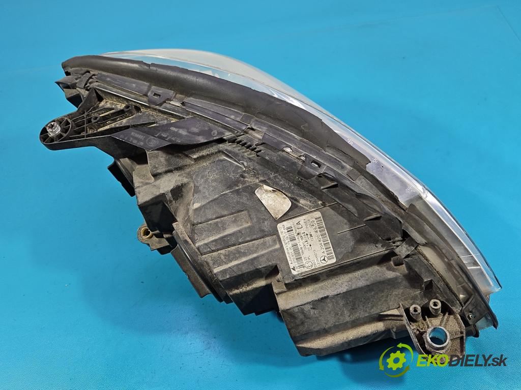 Mercedes C W204 2007-2014 2.2 CDI 136 HP automatic 100 kW 2148 cm3 4- Reflektor: ľavý A2048204959 (Kľučka dverí ostatné)