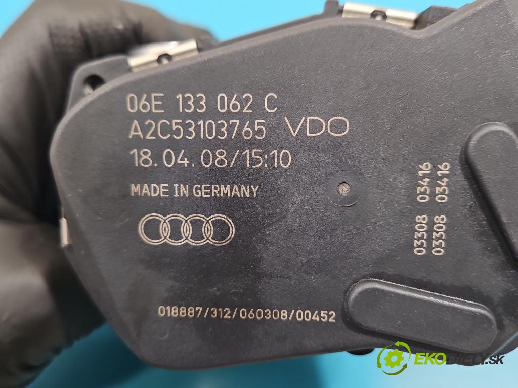 Audi A4 B8 2007-2015 3.2 V6 FSI 265KM automatic 195 kW 3197 cm3 4- klapka 06E133062C (Škrtiaca klapka)