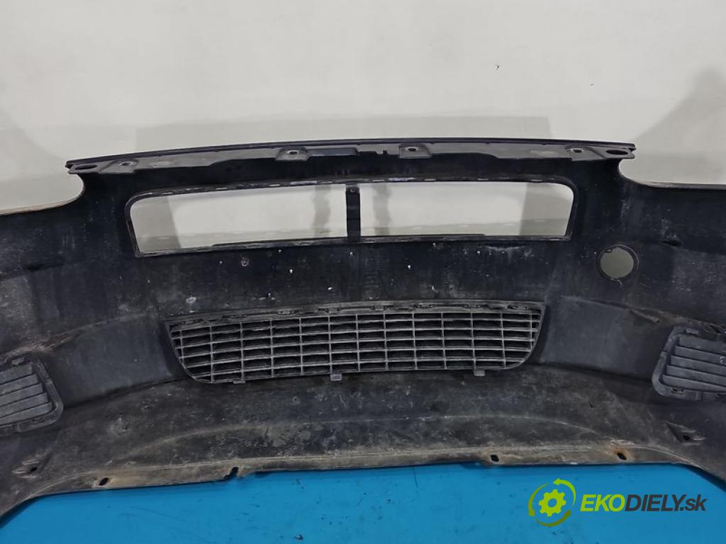 Fiat Punto Grande 1.3 JTD 75 HP manual 55 kW 1248 cm3 3- nárazník predné 735409096 (Kľučka dverí ostatné)