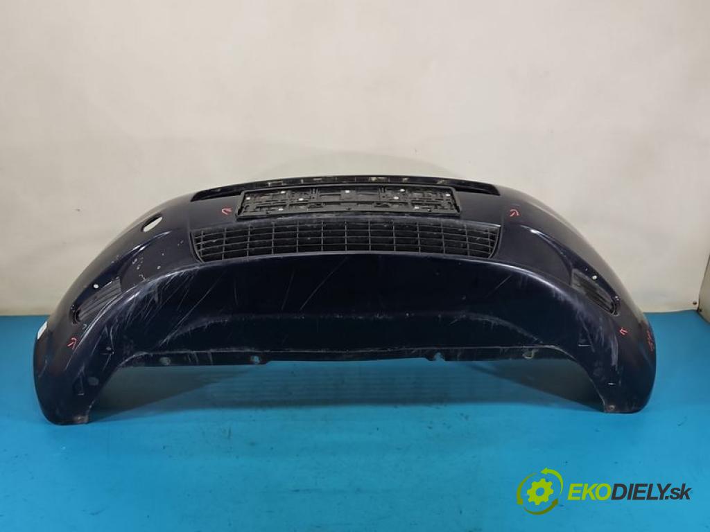 Fiat Punto Grande 1.3 JTD 75 HP manual 55 kW 1248 cm3 3- nárazník predné 735409096 (Kľučka dverí ostatné)