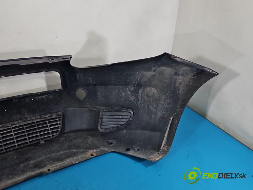 Fiat Punto Grande 1.3 JTD 75 HP manual 55 kW 1248 cm3 3- nárazník predné 735409096 (Kľučka dverí ostatné)