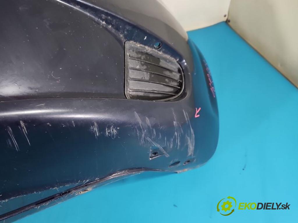 Fiat Punto Grande 1.3 JTD 75 HP manual 55 kW 1248 cm3 3- nárazník predné 735409096 (Kľučka dverí ostatné)