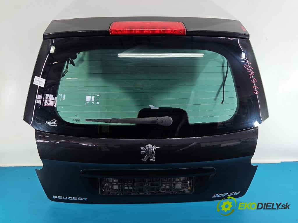 Peugeot 207 1.6 16V 120 HP manual 88 kW 1600 cm3 5- zadna kufor  (Kapota zadná (kufor))
