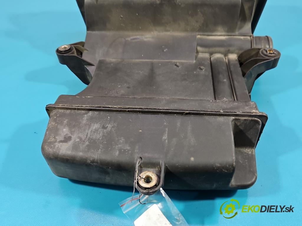 Fiat Punto II 1999-2010 1.2 16V 80 hp manual 59 kW 1242 cm3 3- obal filtra vzduchu 735275091 (Kryt vzduchového filtru)