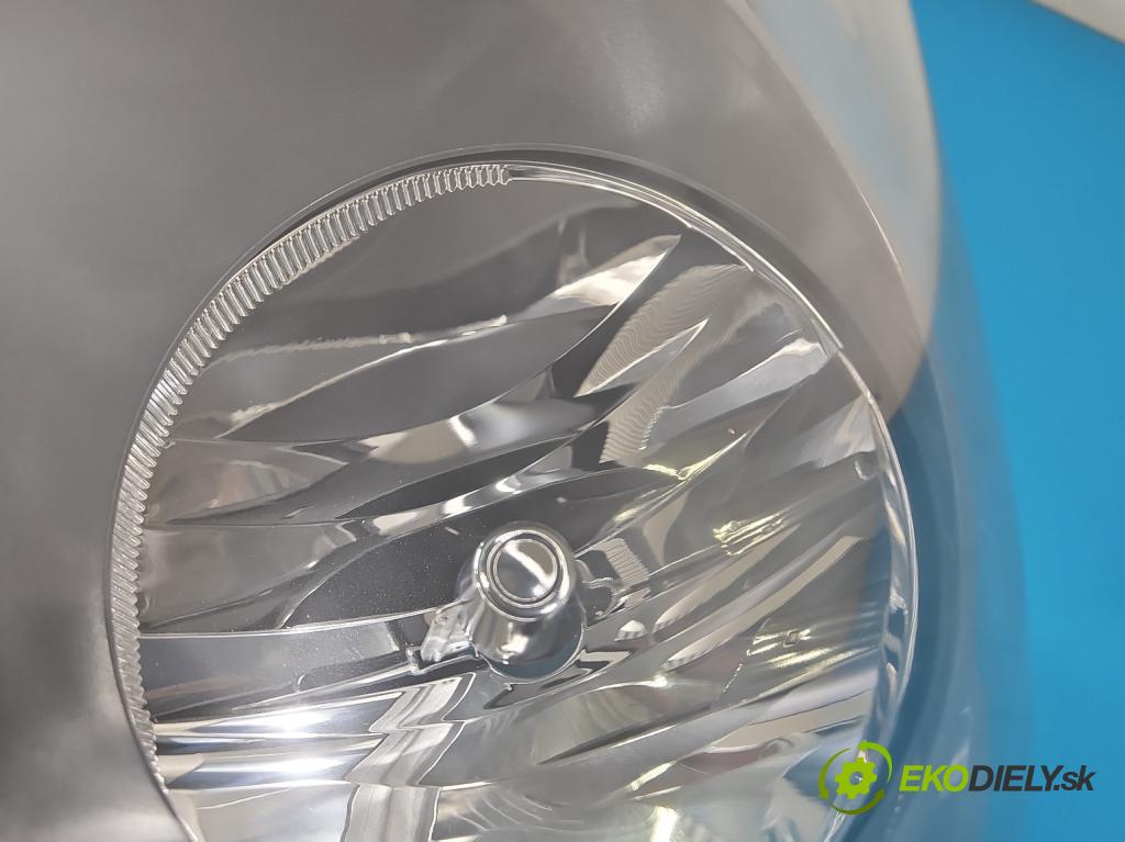Vw Golf V 2003-2009 1.4 16V 75 HP manual 55 kW 1390 cm3 5- Reflektor: ľavý 1K6941005A (Kľučka dverí ostatné)