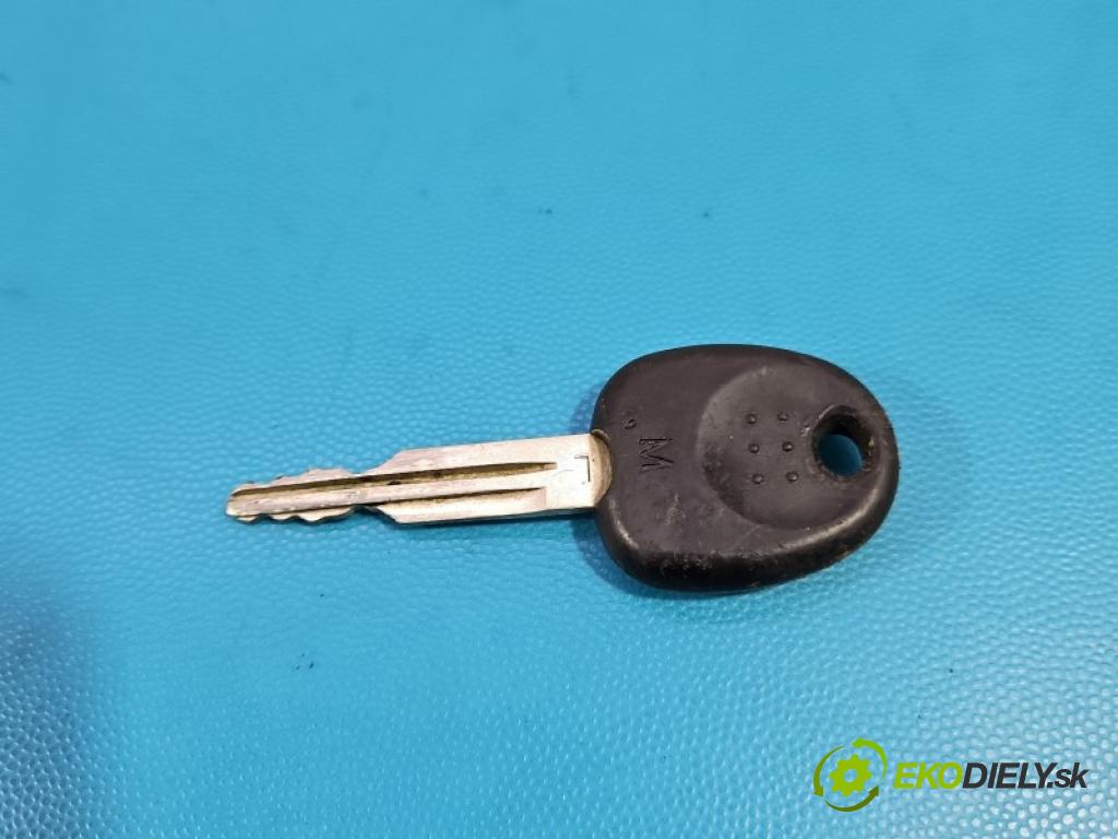 Hyundai Getz 1.1 12V 67KM manual 49 kW 1086 cm3 3- řídící jednotka motoru 39110-02AA5