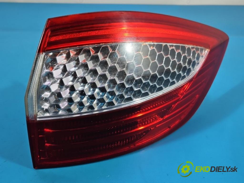 Ford Mondeo Mk4 2007-2014 2.0 tdci 140 hp manual 103 kW 1997 cm3 5- světlo zadní pravé blatník: 7S71-13404-B