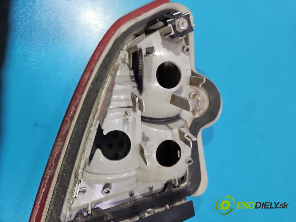 Ford Mondeo Mk4 2007-2014 2.0 tdci 140 hp manual 103 kW 1997 cm3 5- světlo zadní pravé kufrových dveří