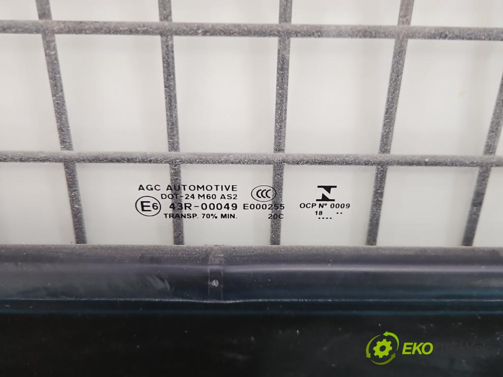 Peugeot Expert III 2016- 1.6 hdi 116 hp manual 85 kW 1560 cm3 5- Stěna: přepážka  (Interiér ostatní)