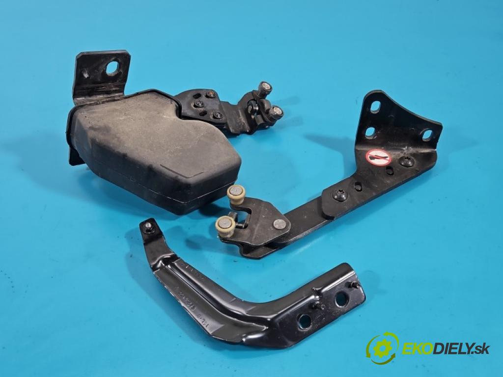 Peugeot Expert III 2016- 1.6 hdi 116 HP manual 85 kW 1560 cm3 5- Rolka dvere 9823714480