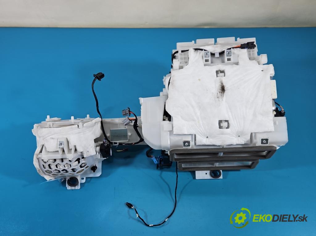 Peugeot 5008 II 2017-2024 1.5 hdi 131 hp automatic 96 kW 1499 cm3 5- radiátor 9808800380 (Radiátor topení)