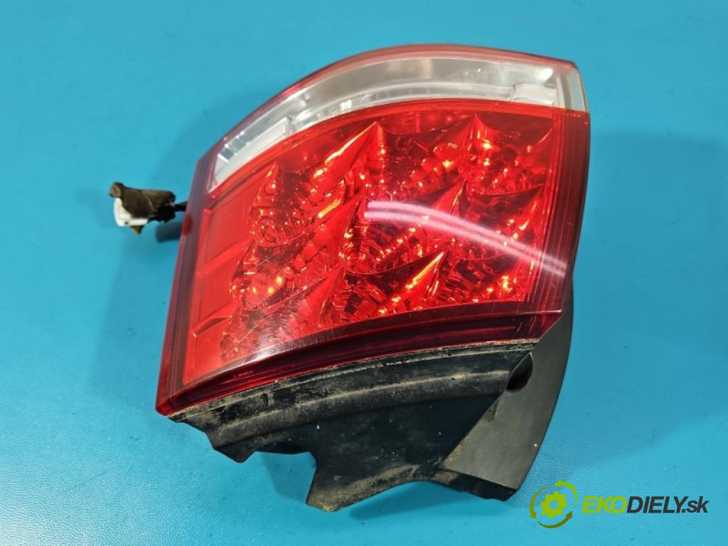 Citroen C-Crosser 2007-2012 2.2 hdi 156 hp automatic 115 kW 2179 cm3 5- světlo zadní pravé blatník: