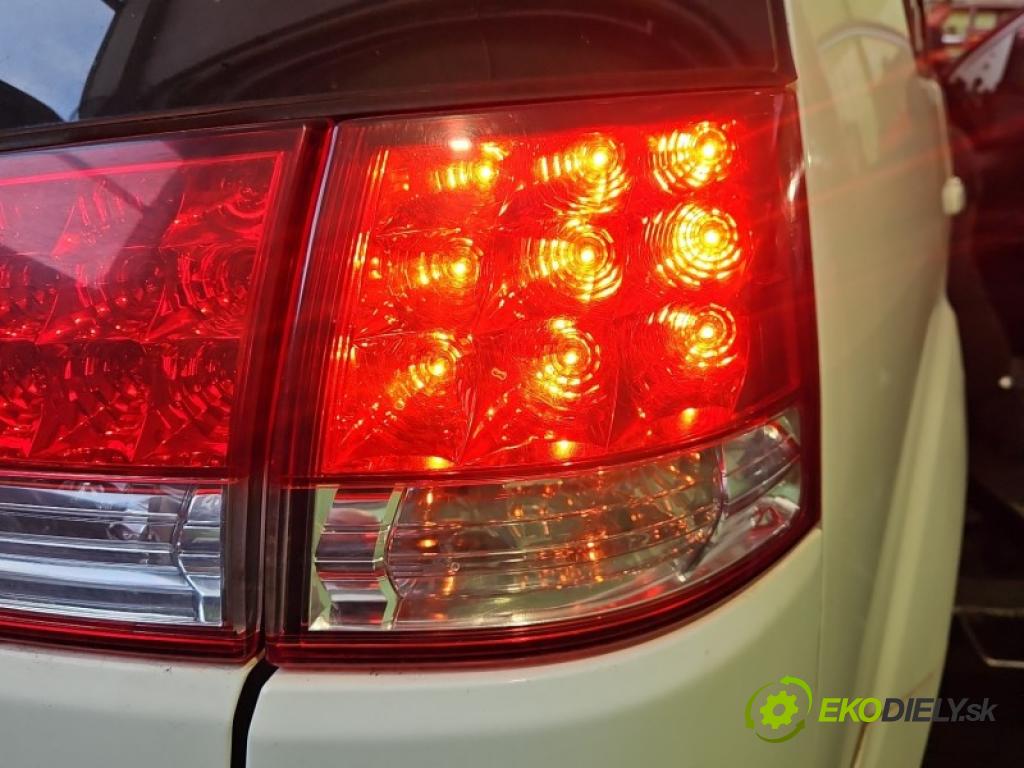Citroen C-Crosser 2007-2012 2.2 hdi 156 hp automatic 115 kW 2179 cm3 5- světlo zadní pravé blatník: 