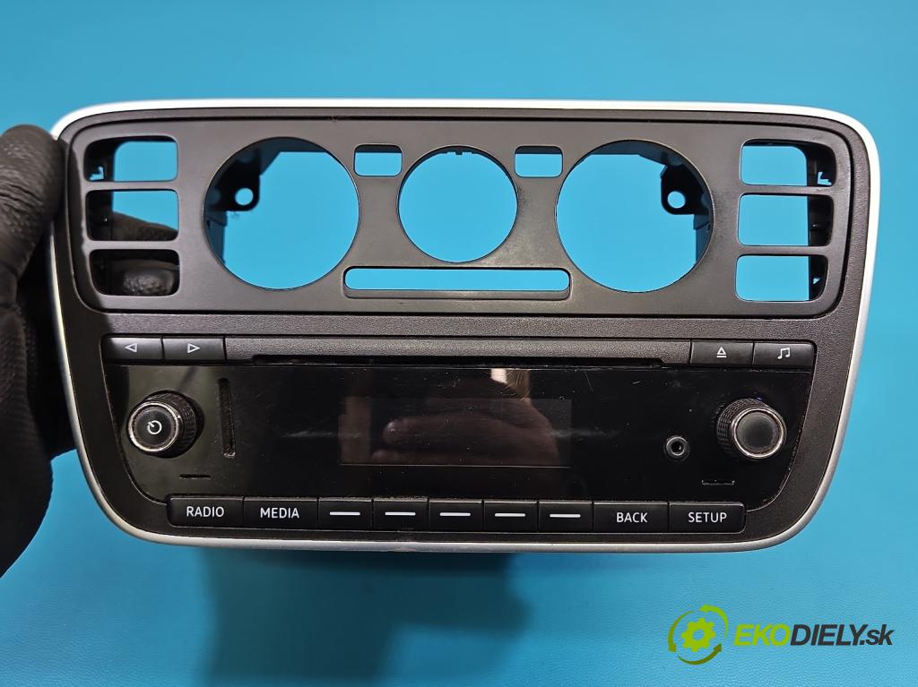 Skoda Citigo 2011-2019 1.0 MPI 60 HP manual 44 kW 999 cm3 3- Radio originál 1ST035867B