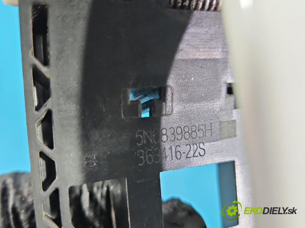 Skoda Citigo 2011-2019 1.0 MPI 60 hp manual 44 kW 999 cm3 3- klika přední pravé 5N0839885H (Klika dveří ostatní)