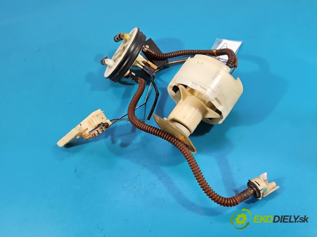 Audi A4 B5 1994-2001 1.6 8V 101 hp manual 74 kW 1595 cm3 4- čerpadlo paliva 8D0201319