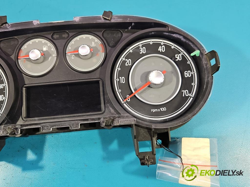 Fiat Punto Grande 1.2 8V 69KM manual 51 kW 1242 cm3 3- Přístrojová deska 51897827 (Přístrojová deska)