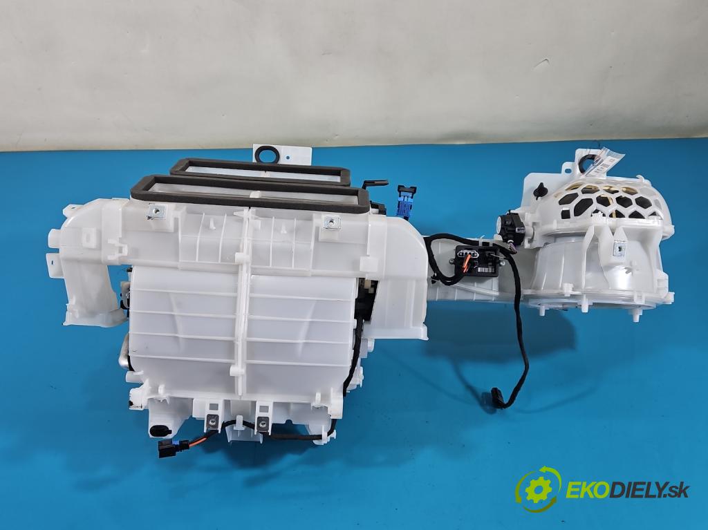 Peugeot Expert III 2016- 1.6 hdi 116 hp manual 85 kW 1560 cm3 5- radiátor 5U7320300 (Radiátor topení)