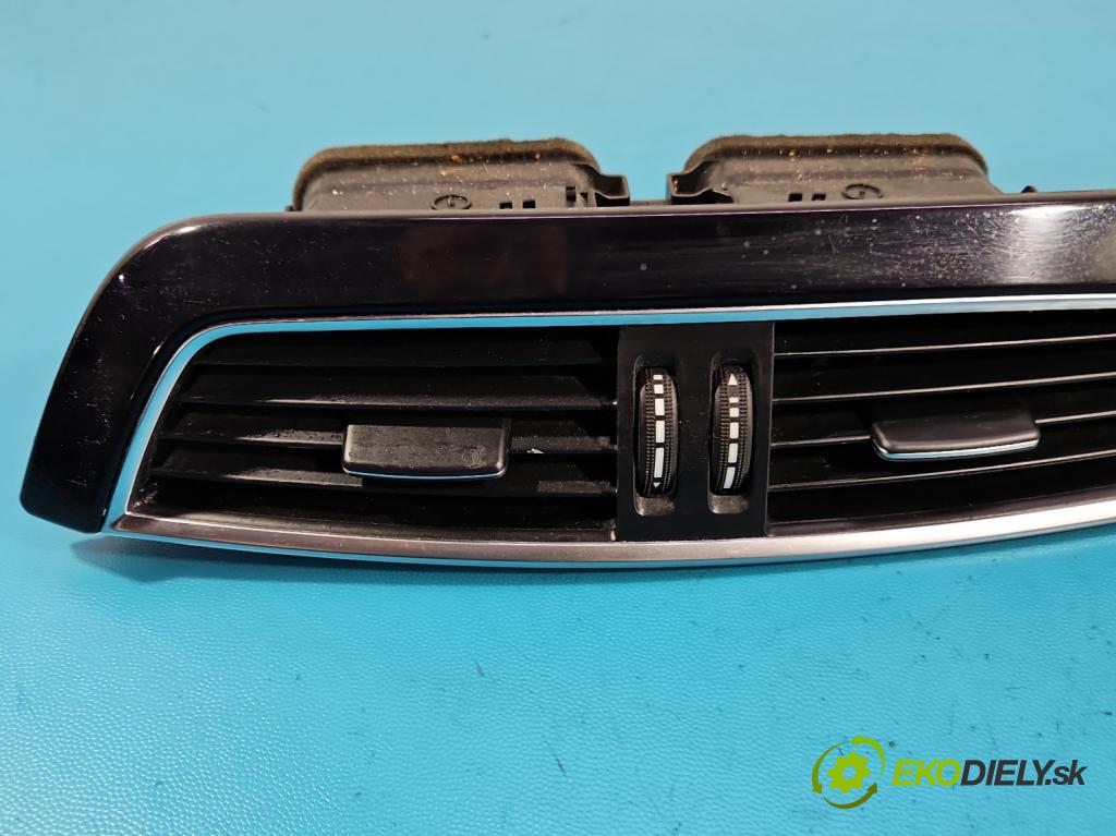 Mercedes C W204 2007-2014 2.2 CDI 136hp automatic 100 kW 2148 cm3 4- Mřížka: topení medián: A2048306054 (Mřížka topení)