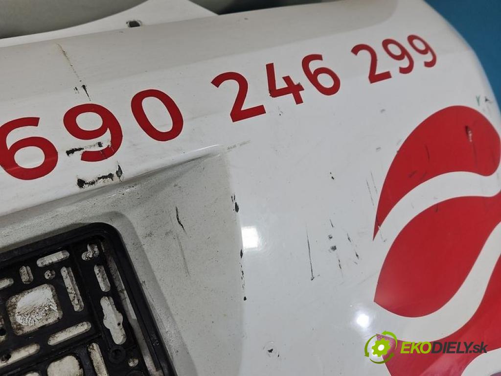 Skoda Citigo 2011-2019 1.0 MPI 60 hp manual 44 kW 999 cm3 3- nárazník zadní  (Klika dveří ostatní)