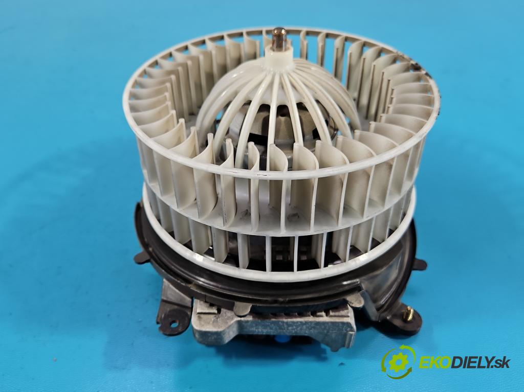 Mercedes S W220 1998-2005 3.2 V6 224 hp automatic 165 kW 3199 cm3 4- ventilátor vzduchu
