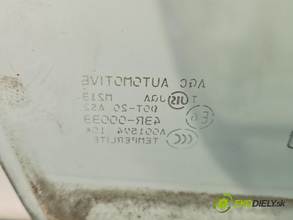 Citroen C-Crosser 2007-2012 2.2 hdi 156 hp automatic 115 kW 2179 cm3 5- sklo dveře přední pravé