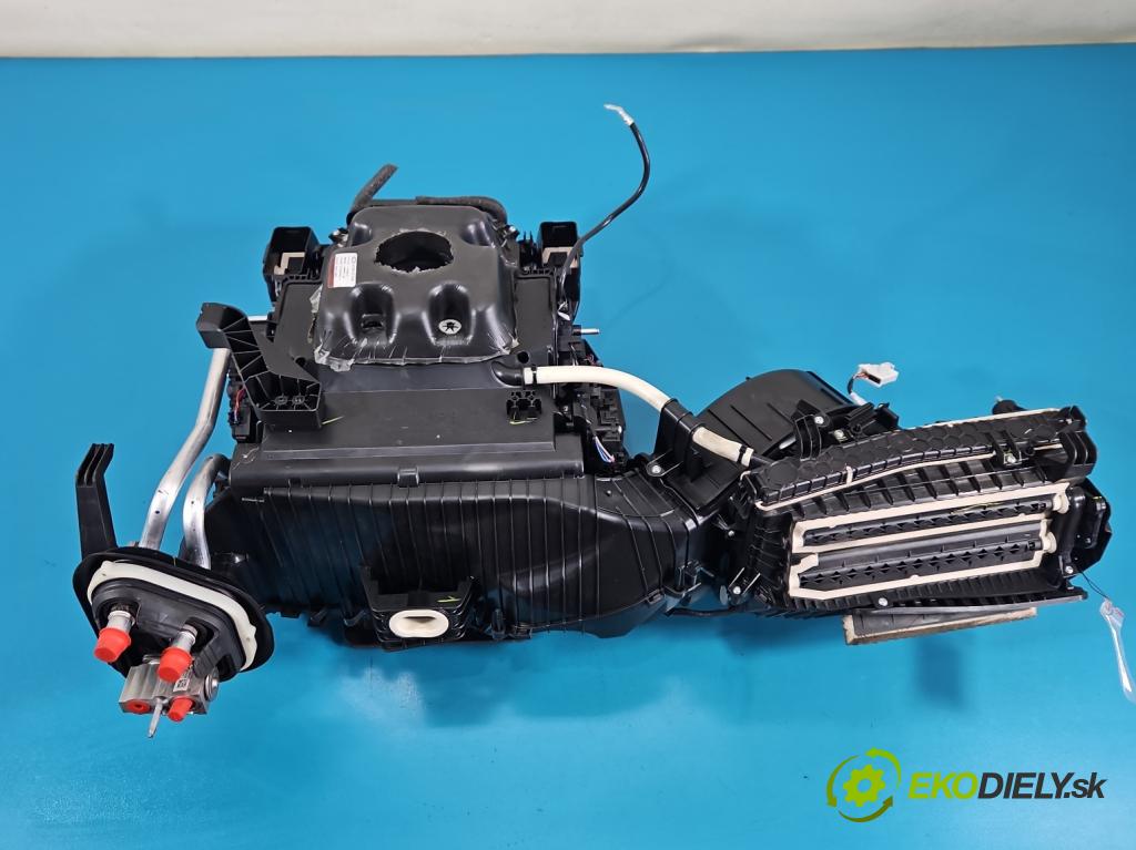Bmw X3 G01 2017-2024 2.0d 190 hp automatic 140 kW 1995 cm3 5- radiátor 1609121M01 (Radiátor topení)