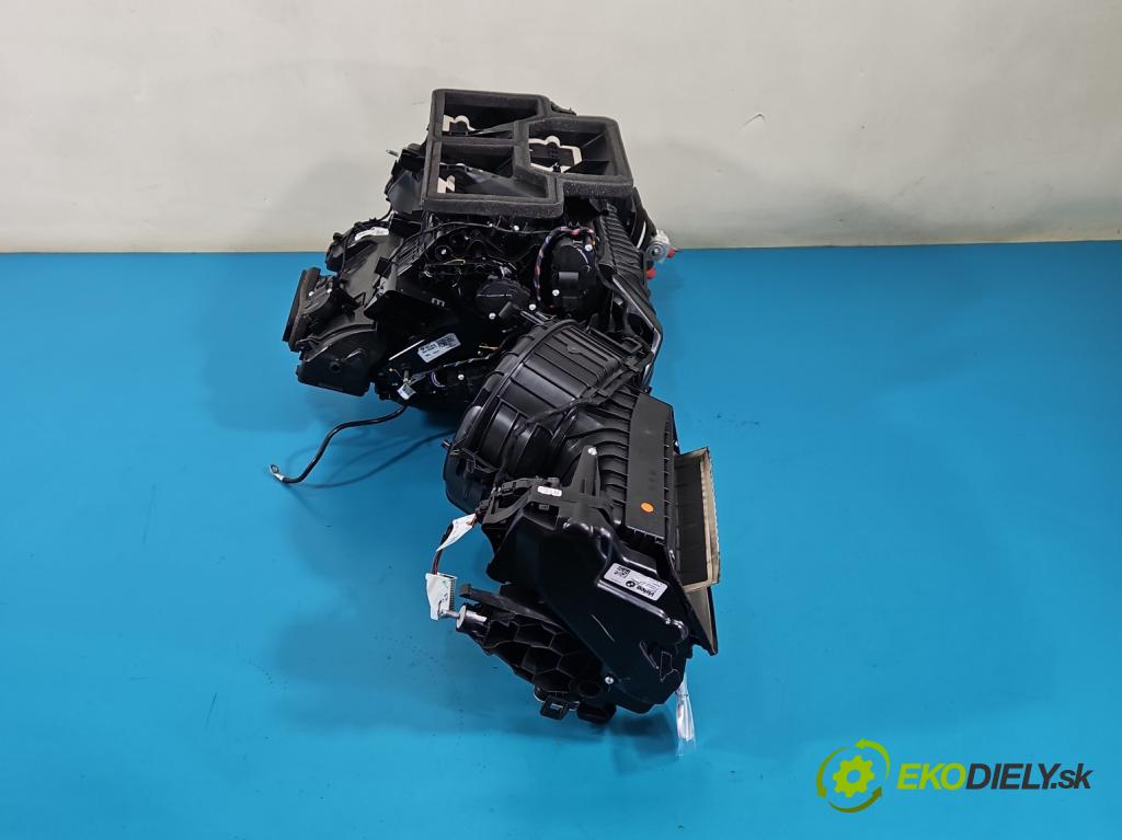Bmw X3 G01 2017-2024 2.0d 190 hp automatic 140 kW 1995 cm3 5- radiátor 1609121M01 (Radiátor topení)