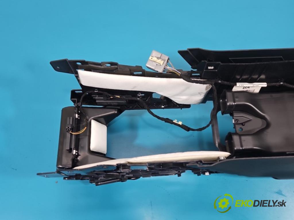 Land rover Range Rover Evoque I 2011-2018 2.0 241KM automatic 177 kW 1999 cm3 5- operadlo 5E08X0107 (Lakťová opierka)