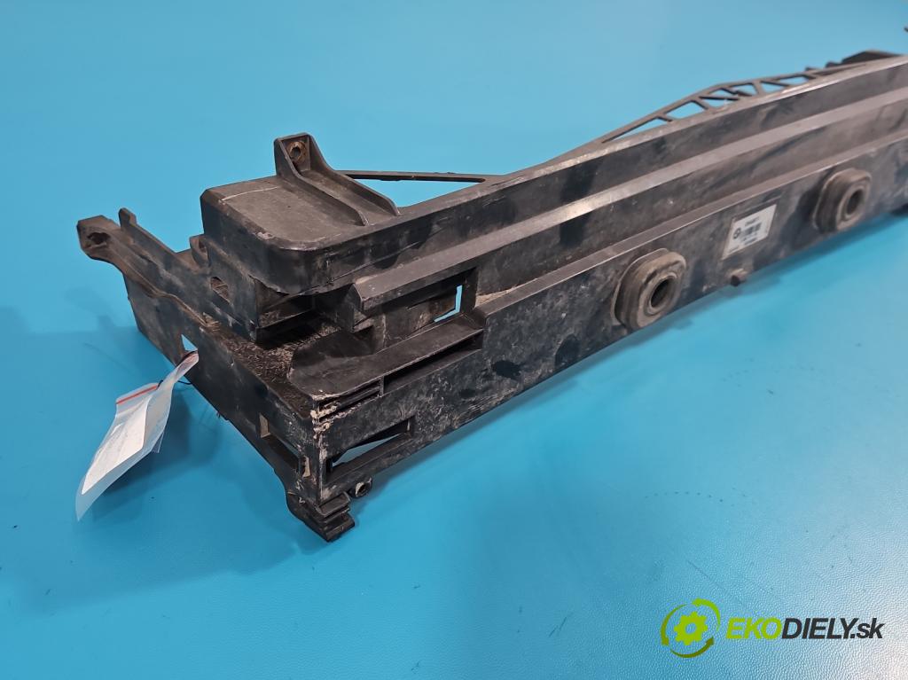 Bmw 5 F10 2010-2017 2.0d 218 hp automatic 160 kW 1995 cm3 5- kryt plastová X0240004