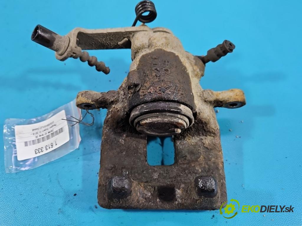 Peugeot Expert III 2016- 1.6 hdi 116 hp manual 85 kW 1560 cm3 5- brzdič zadní levý  (Klika dveří ostatní)