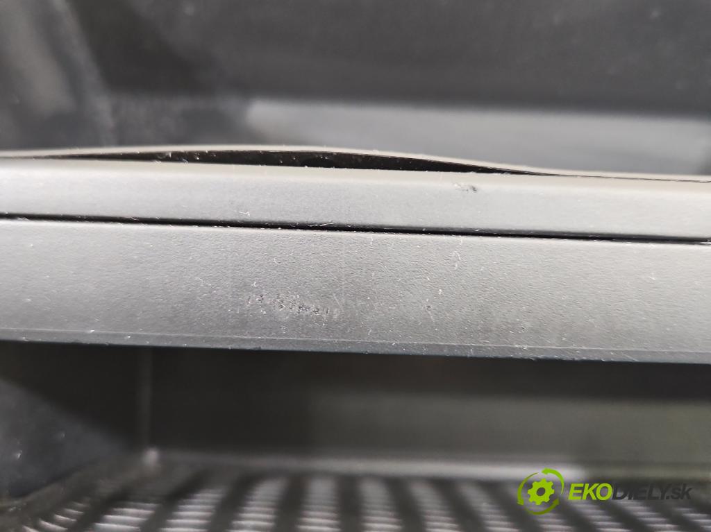 Bmw 5 F10 2010-2017 2.0d 218 hp automatic 160 kW 1995 cm3 5- Mřížka: topení 07623-031