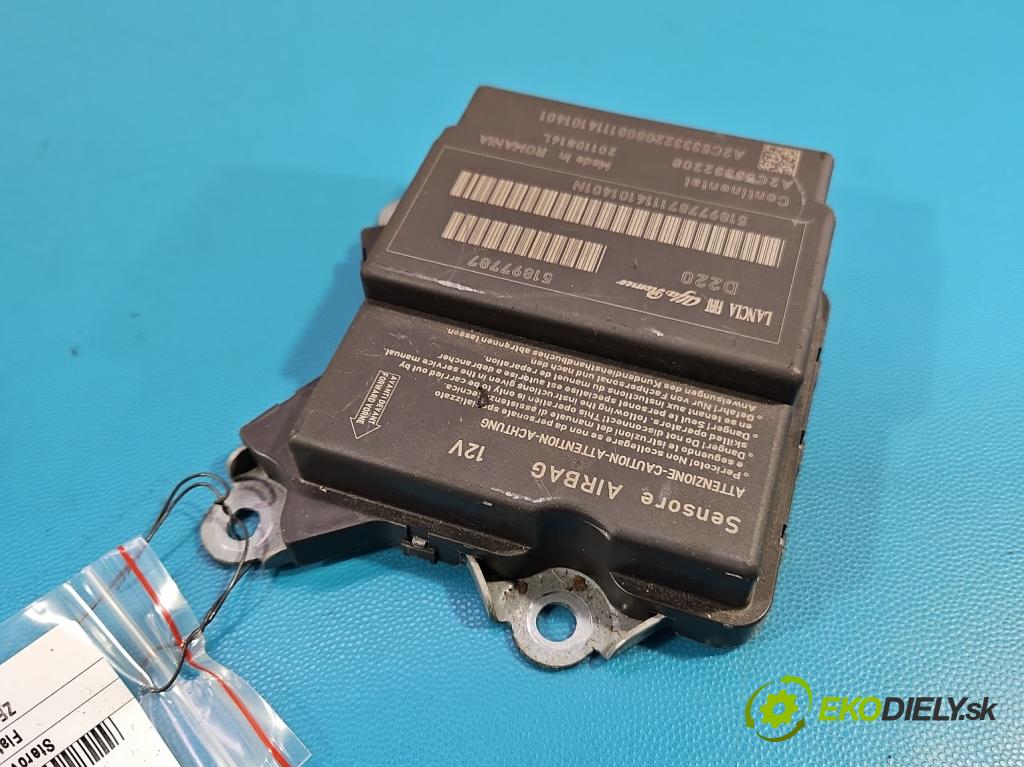 Fiat Punto Grande 1.2 8V 69KM manual 51 kW 1242 cm3 3- řídící jednotka polštáře: 51897787