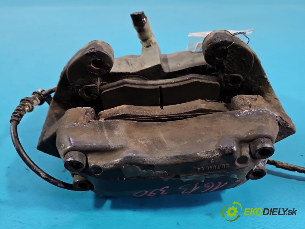 Mercedes S W220 1998-2005 3.2 V6 224hp automatic 165 kW 3199 cm3 4- brzdič predné pravý 20704704 (Kľučka dverí ostatné)