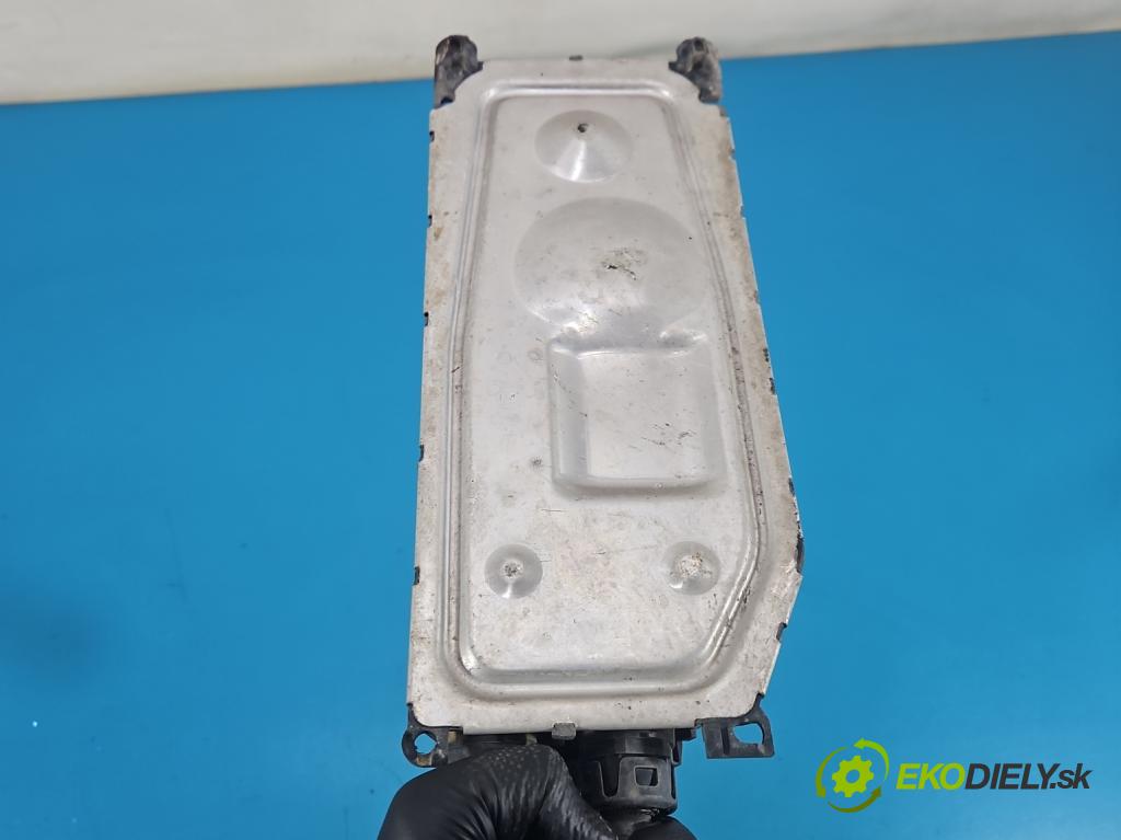 Skoda Citigo 2011-2019 1.0 MPI 60 HP manual 44 kW 999 cm3 3- Páka: Změny: stupeň,rýchlosť 6C0711061A (Rýchlostná páka (kulisa))