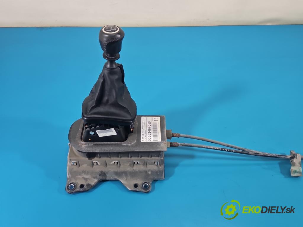 Fiat Punto Grande 1.2 8V 69KM manual 51 kW 1242 cm3 3- kulisa změny stupňová  (Řadicí páka (kulisa) )