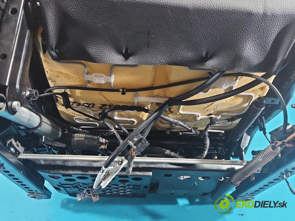 Bmw 5 F10 2010-2017 2.0d 218 hp automatic 160 kW 1995 cm3 5- sedačke: komplet