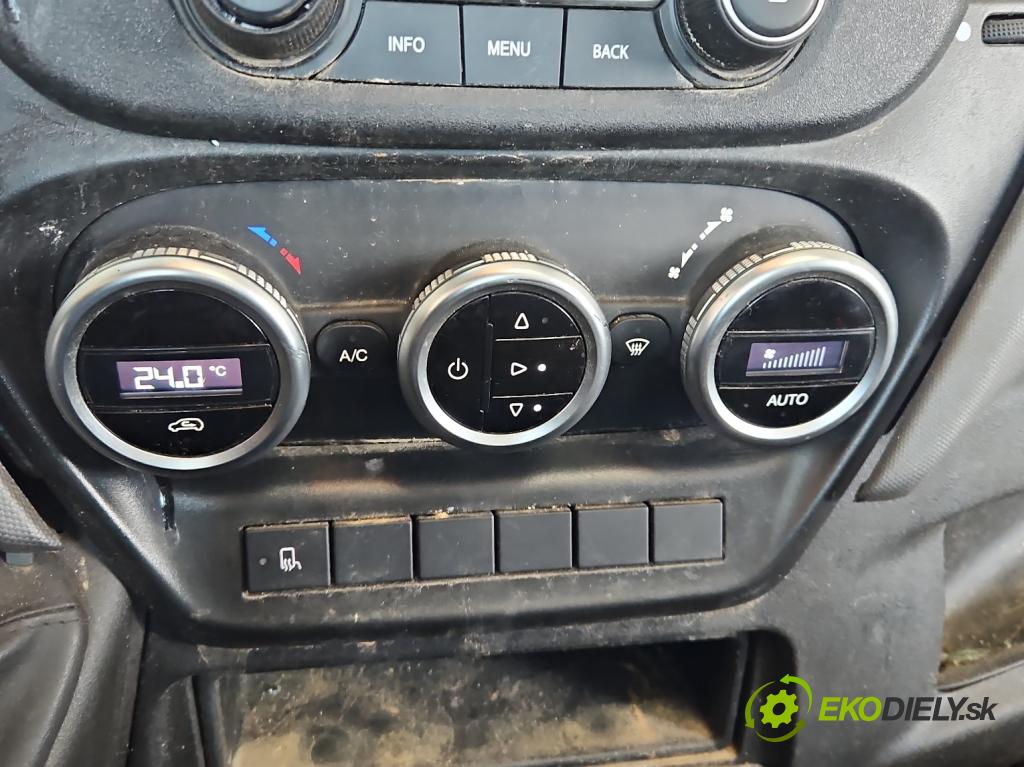 Iveco Daily V 2014- 3.0 hpi 175 hp automatic 129 kW 2998 cm3 2- palubní deska panel topení 5802806235