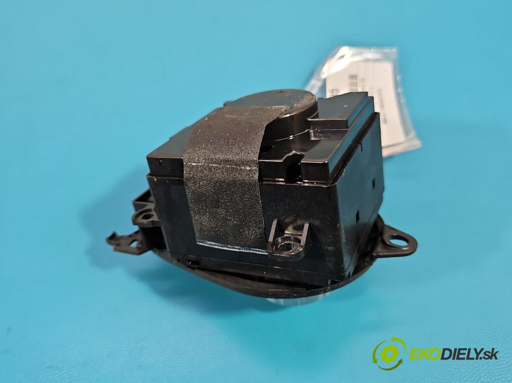 Bmw 3 E90 2005-2013 2.0b 150 HP manual 110 kW 1999 cm3 4- prepínač rádio: navigácie 6963313