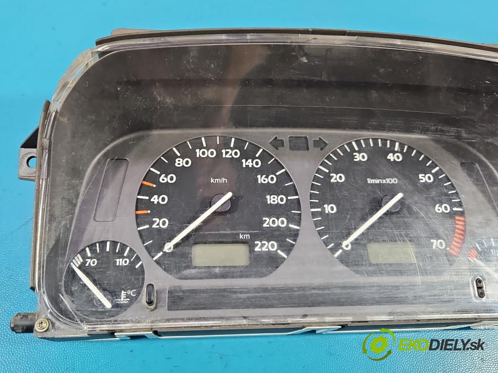 Vw Golf III 1991-1998 1.8 8V 75 hp manual 55 kW 1781 cm3 5- Přístrojová deska 1H0919860C (Přístrojová deska)