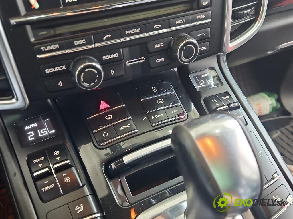 Porsche Cayenne II 2010-2017 3.0d 245KM automatic 180 kW 2967 cm3 5- palubní deska panel topení 7P5907044